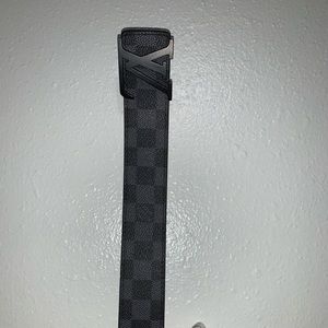 Louis Vuitton belt